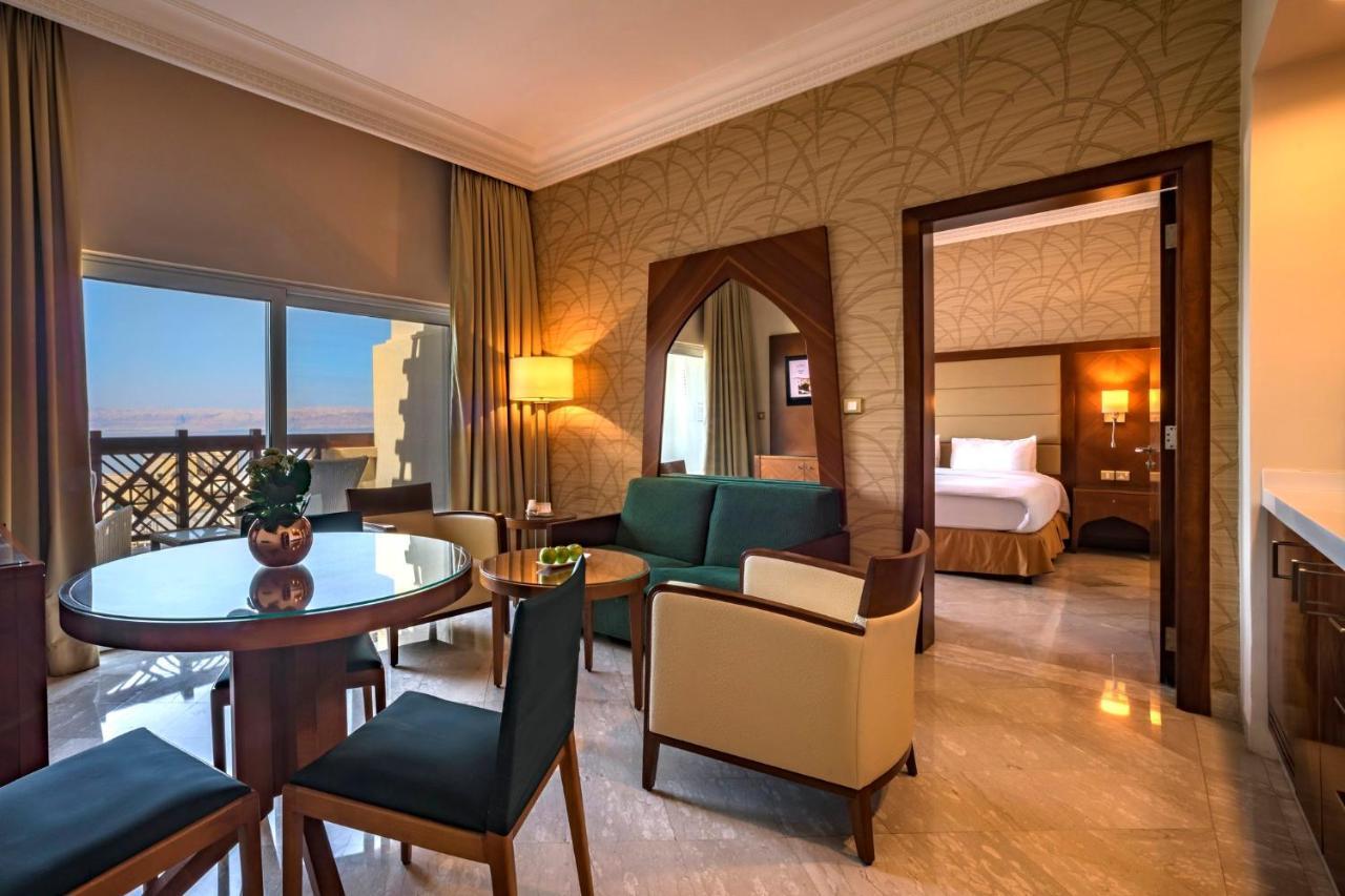 Crowne Plaza Jordan Dead Sea Resort & Spa, An Ihg Hotel Sweimeh Bagian luar foto